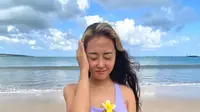 Heo Gayoon Eks 4 Minute Rilis Buku Esai, tentang Perjalanan Menemukan Kebahagiaan di Bali