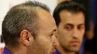 SAMA PENTING - Andres Iniesta menganggap laga final Piala Raja Spanyol sama pentingnya dengan Liga Champions.  (REUTERS/Gustau Nacarino)