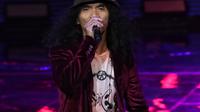 Slank Acara HUT Indosiar ke-25 yang digelar di JCC Sabtu (11/1/2020). (Adrian Putra/Fimela.com)