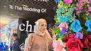 1. Eks member JKT48, Nabilah Ayu, memilih maxi dress berwarna pink yang dipadukan dengan pashmina satin nude. Tampilan ini membuatnya terlihat anggun dan sederhana. [@nblh.ayu].
