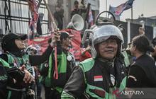 Dari Jalanan ke Panggung Politik: Bagaimana Ojol, yang Lahir 2010, Kini Jadi Kekuatan Baru di Indonesia?