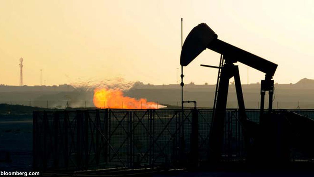 Krisis Yunani Memburuk Picu Harga Minyak Melemah