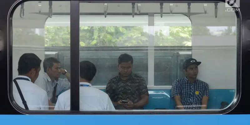 Yuk, Jajal Naik MRT Jakarta Gratis Mulai Hari Ini