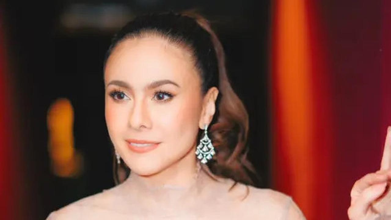 Lika-Liku Perjalanan Cinta Wulan Guritno, Akankah Berakhir Indah dengan Ariel Noah?