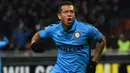 4. Fredy Guarin - Nama Fredy Guarin pernah membela Inter Milan pada periode 2012-2016. Setelah itu, Guarin berlabuh ke klub China, Shanghai Shenhua pada pada Januari 2016 dan berpisah pada 2019. Saat ini, Guarin belum bergabung dengan klub mana pun. (AFP/Giuseppe Cacace)