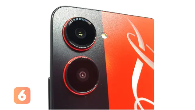 realme 10 Pro 5G Coca-Cola Edition