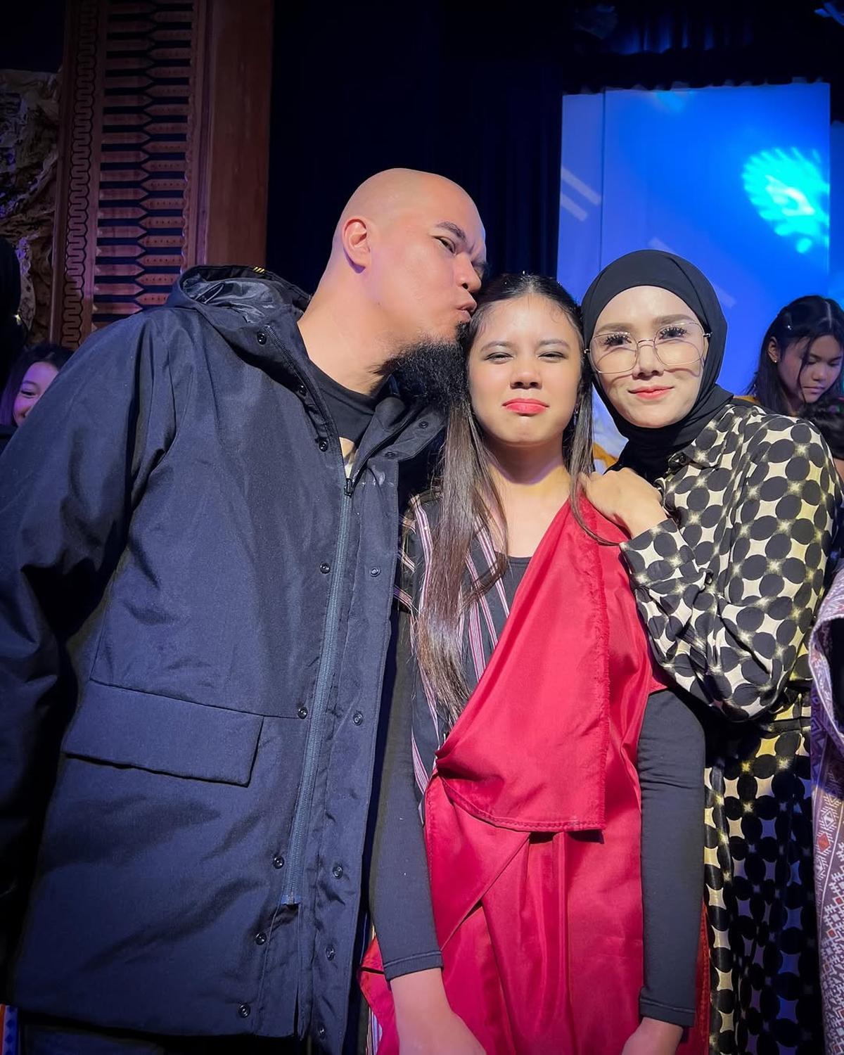 7 Potret Safeea Ahmad Tampil di Acara Sekolah, Bikin Bangga Ahmad Dhani dan Mulan Jameela yang Datang