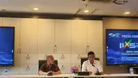 Ketua Umum APJII, Muhammad Arif bersama Direktur Indonesia Technology & Innovation (INTI), Hendri Bunardy di acara konferensi pers IIXS 2025 di Jakarta. Liputan6.com/Anka Fergy Agustian