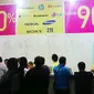 Foto: Diskon smartphone 90% di Indocomtech 2014 (Adhi Maulana/ Liputan6.com)