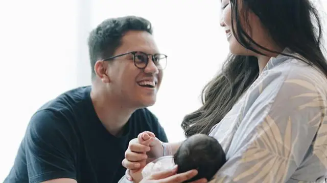 Momen haru persalinan anak pertama Tiara Pangestika dan Arief Muhammad