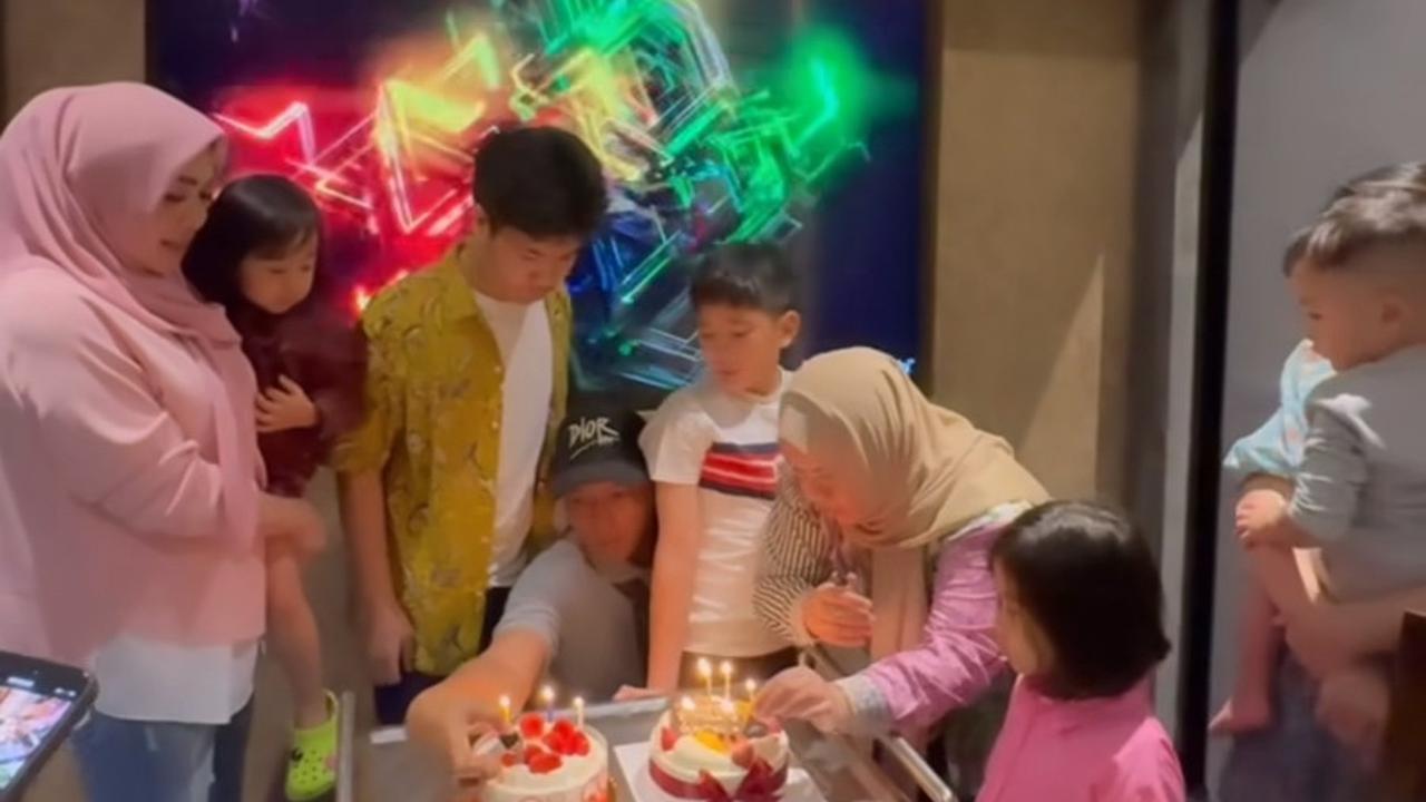 Sudah Berusia 16 Tahun