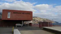 Restoran milik Cristiano Ronaldo bernama CR7 Corner Restaurant and Bar terdapat di lantai dasar Hotel Pestana CR 7. Ronaldo membangun bisnis pariwisata itu di kota kelahirannya Funchal.  (Bola.com/Reza Khomaini)