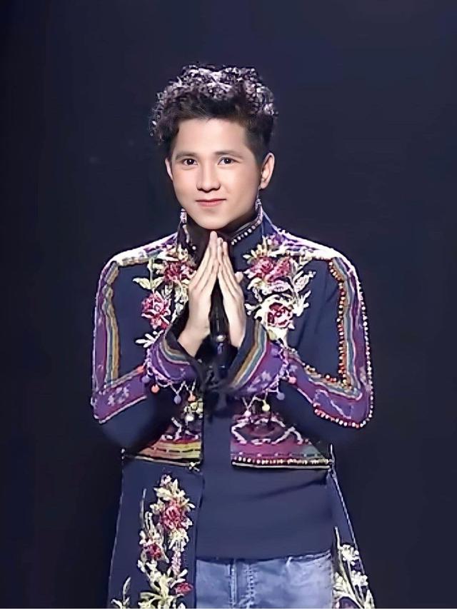 Jirayut. (Foto: Instagram @jirayutdaa4official)