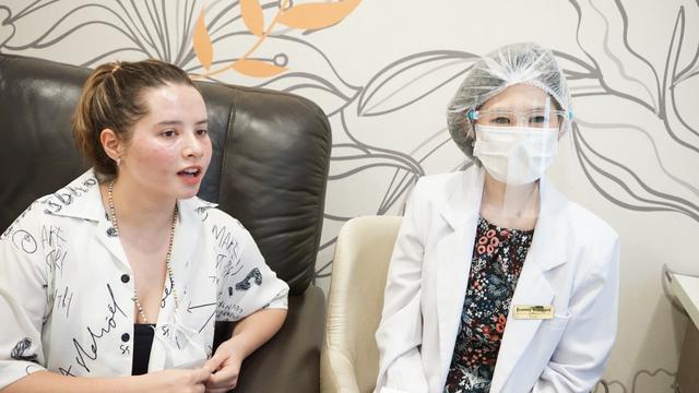 Jovita Karen Jalani Perawatan di Skinfinity Jakarta.