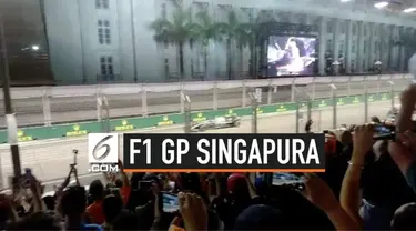 Pemerintah Singapura mendukung penuh kegiatan Formula 1 yang berlangsung di Sirkuit Jalanan Marina Bay pada Minggu (22/9/2019). Semua warga Singapura dan turis asing terlihat berpesta menyambut balap jet darat.