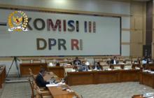 VIDEO: Pesan Menohok PDIP ke Calon Hakim MK Samsul "Bapak Dipilih DPR, Jangan Hantam DPR"