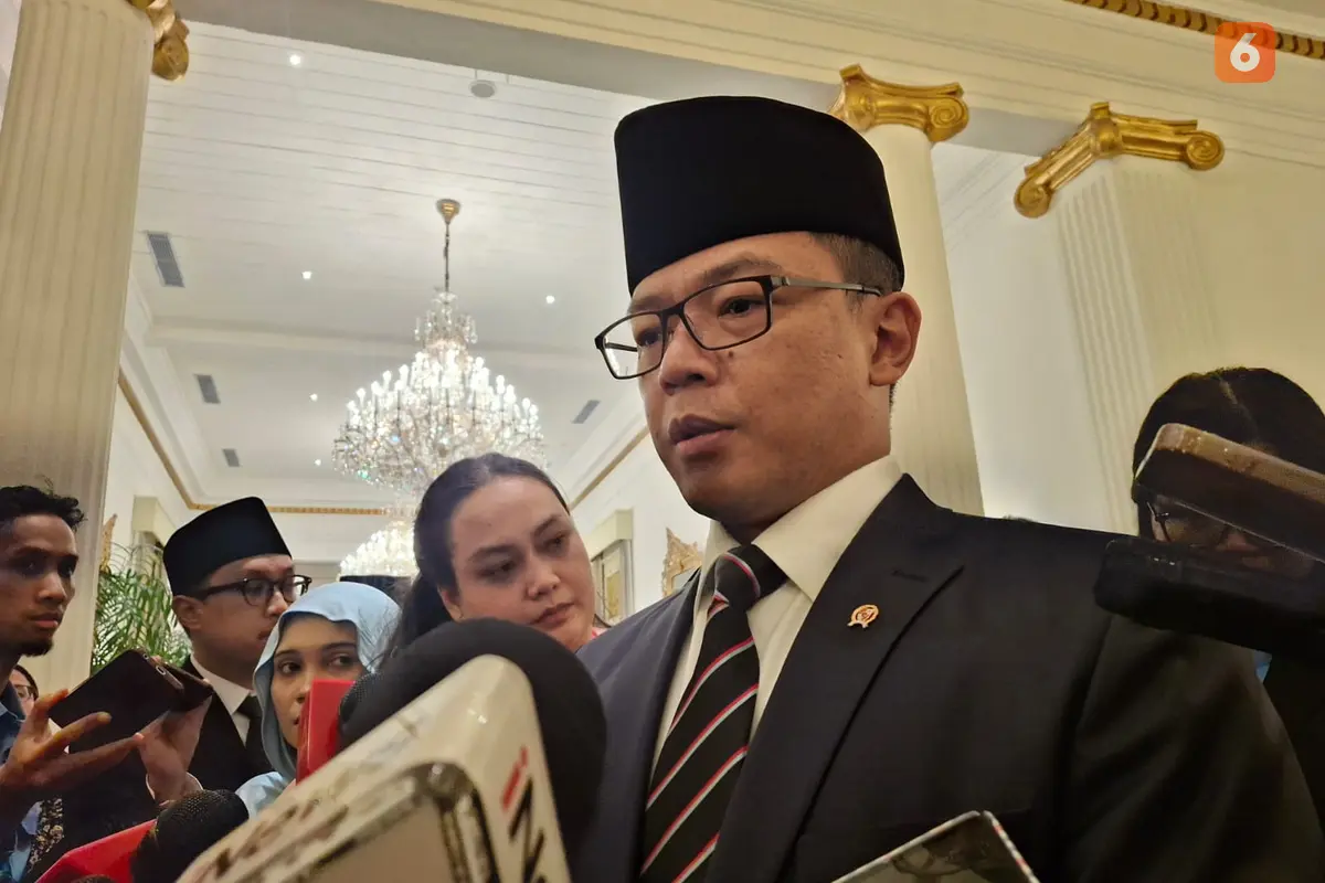 Menteri Luar Negeri RI Sugiono pada Rabu (3/6/2026) di Jakarta, menjawab saran dan kritik dari Dino Patti Djalal terkait frekuensi kunjungan luar negeri Presiden Prabowo Subianto. (Dok. Liputan6.com/Teddy Tri Setio Berty)