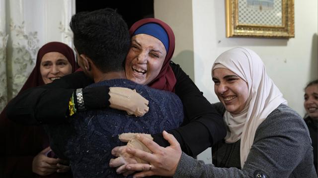 Pembebasan Sandera dan Tahanan Hamas - Israel