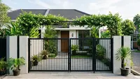7 Model Gerbang Rumah Sederhana dengan Tanaman Rambat Mewah Bikin Rumah Makin Cantik