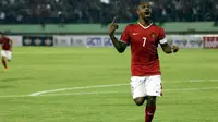 Striker Timnas Indonesia, Boaz Solossa usai cetak gol ke gawang Malaysia (Foto: Twitter @pssi_fai)