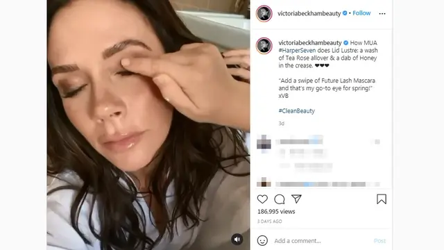 Dirias Sang Putri, Victoria Beckham sekaligus Promosi Makeup