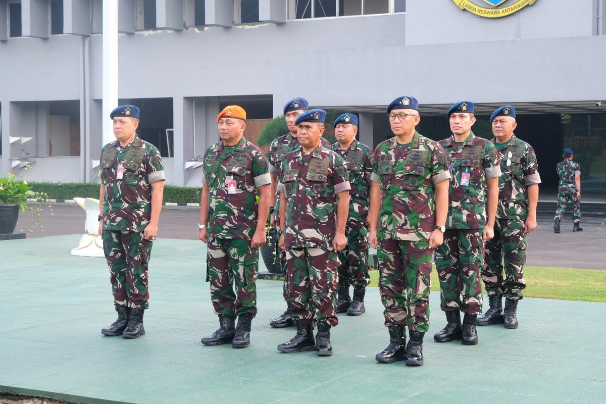 Pimpin Apel Khusus, Kaskoopsudnas Ajak Personel Makoopsudnas Perkuat Disiplin