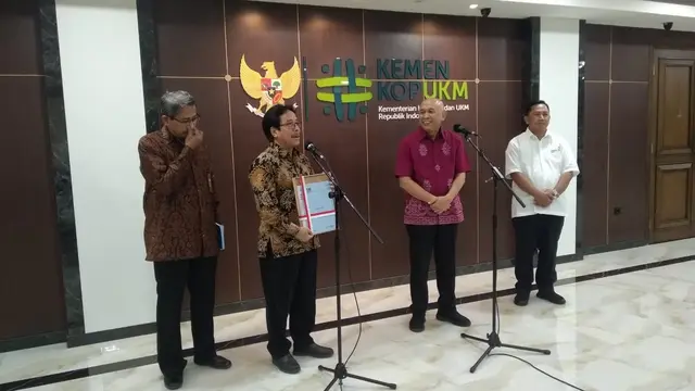 Menteri Koperasi dan UKM Teten Masduki