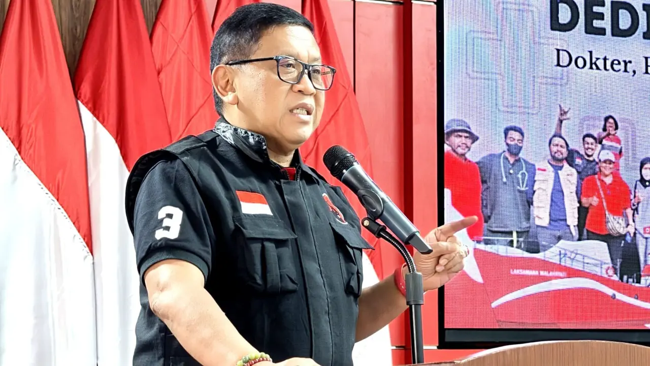 Sekretaris Jenderal PDI Perjuangan (PDIP), Hasto Kristiyanto saat acara apresiasi relawan kesehatan di Sekolah Partai, Lenteng Agung, Jakarta.