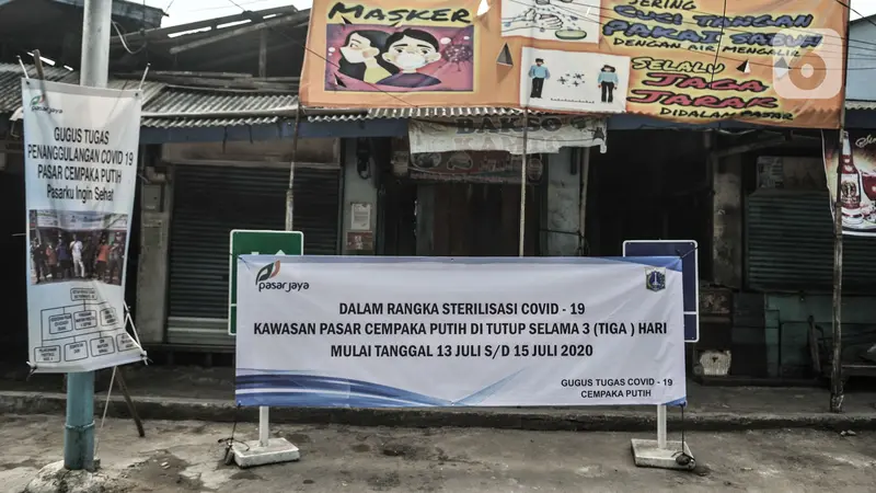 FOTO: 41 Pedagang Positif COVID-19, Pasar Cempaka Putih Ditutup Sementara