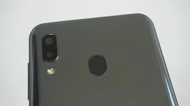 Samsung Galaxy A20