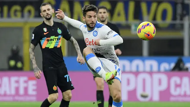 Foto: Duel Sengit, Inter Milan Akhiri Catatan Unbeaten Napoli
