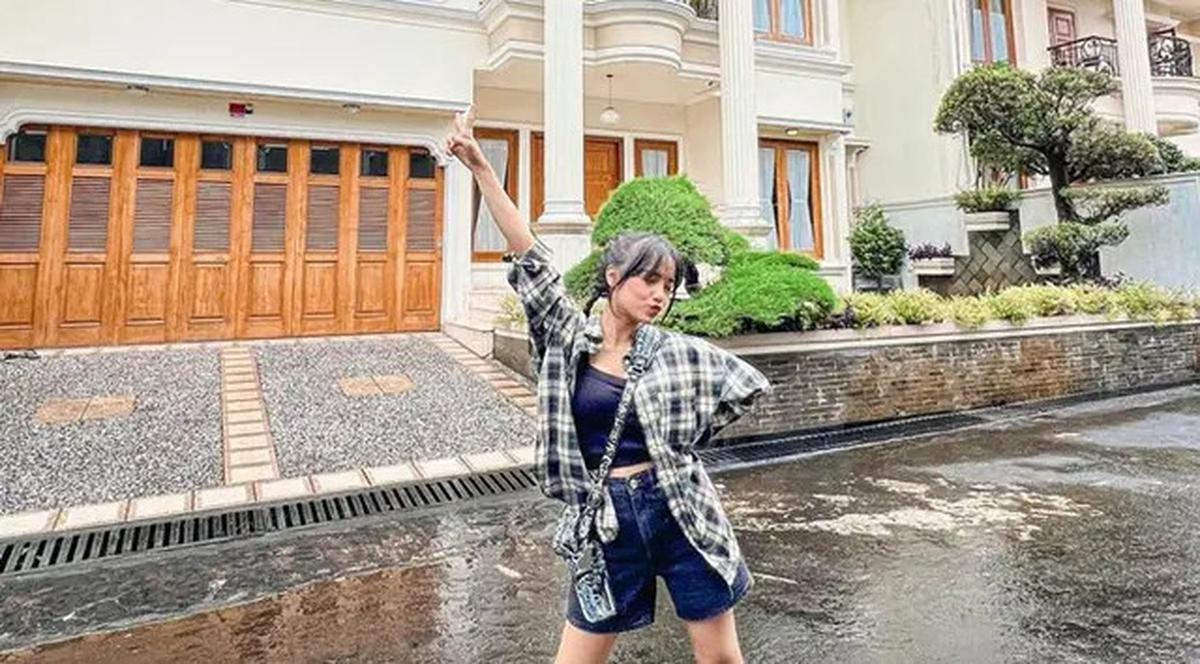 8 Artis Wanita Ini Beli Rumah Sebelum Berusia 25 Tahun, Ada yang Harganya Ditaksir Rp13 Miliar