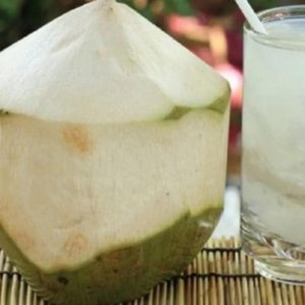 Air Kelapa, Minuman Segar yang Mampu Menurunkan Tekanan Darah!