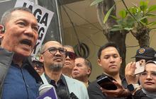 Blak-blakan Mantan Pimpinan KPK Dampingi Abraham Samad di Polda Metro