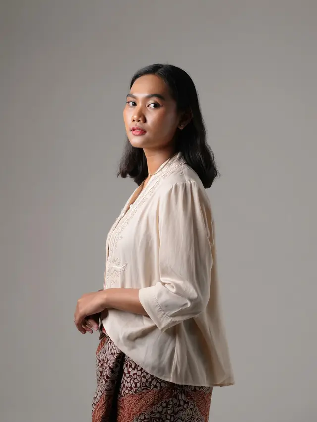 Model Kebaya Wisuda Non Hijab