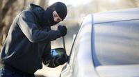Ilustrasi pencurian mobil (iStockPhoto)