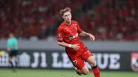 Pemain klub J1 League Nagoya Grampus, Kasper Aalund Junker. (Bola.com/J1 League)