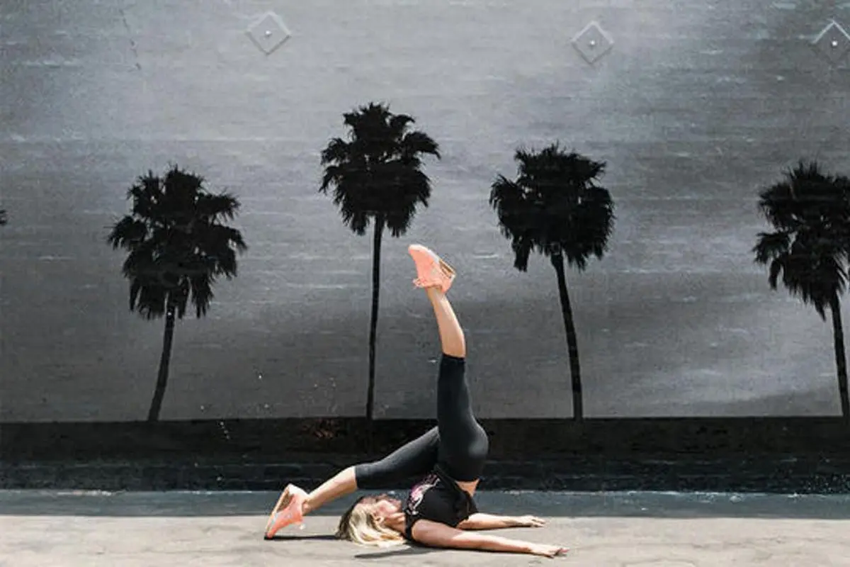[Bintang] Pilates Buat Perut Rata