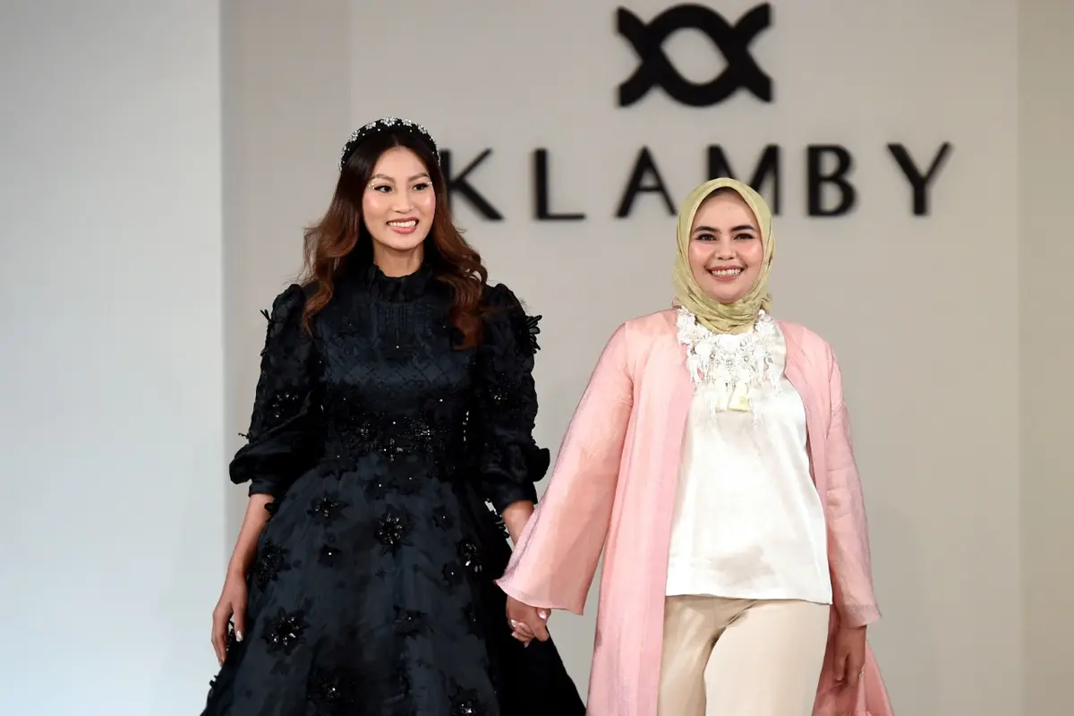 Wearing Klamby