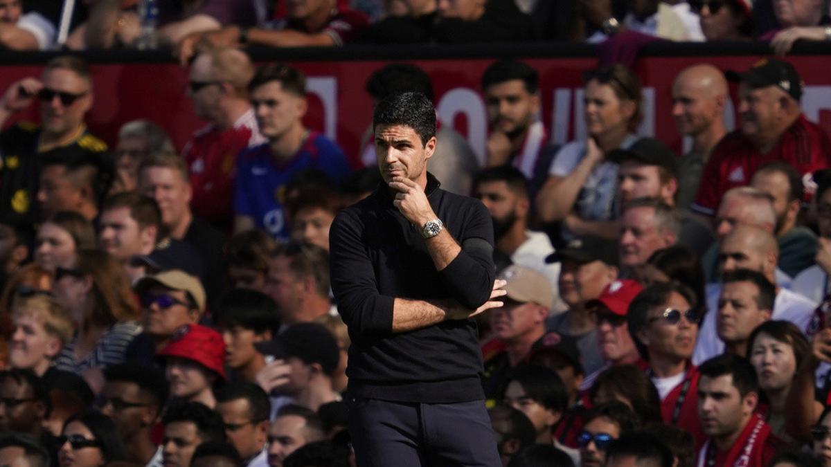 Legenda Manchester United Sebut Mikel Arteta Jalani Pertaruhan Besar Musim Ini