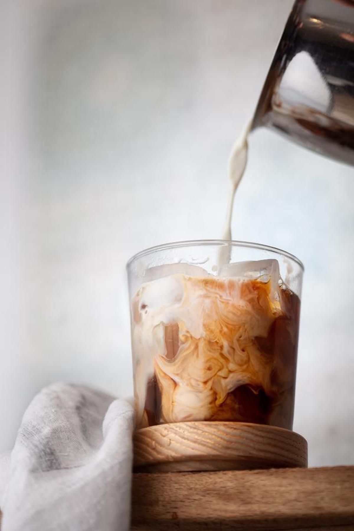 8 Minuman yang Sebaiknya Dihindari di Pagi Hari demi Kesehatan Pencernaan, Perlu Diperhatikan