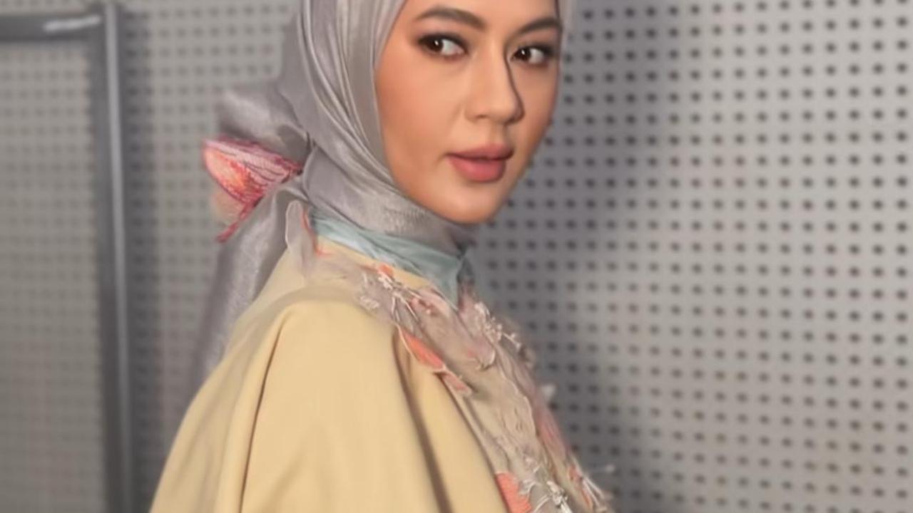 Pesona Paula Verhoeven di Jakarta Fashion Week 2025, Netizen Heboh Beri Pujian dan Dukungan