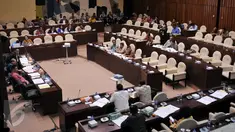 Suasana  Rapat Dengar Pendapat (RDP) dengan Komisi II DPR RI dan Komite I DPD RI dengan Dirjen Otda Kemendagri di Kompleks Parlemen, Senayan, Jakarta, Jumat (26/2). (Liputan6.com/JohanTallo)