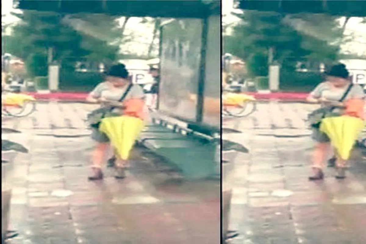 Viral, Gaya Wanita Memainkan Layar Ponselnya Bikin Netizen Ngakak