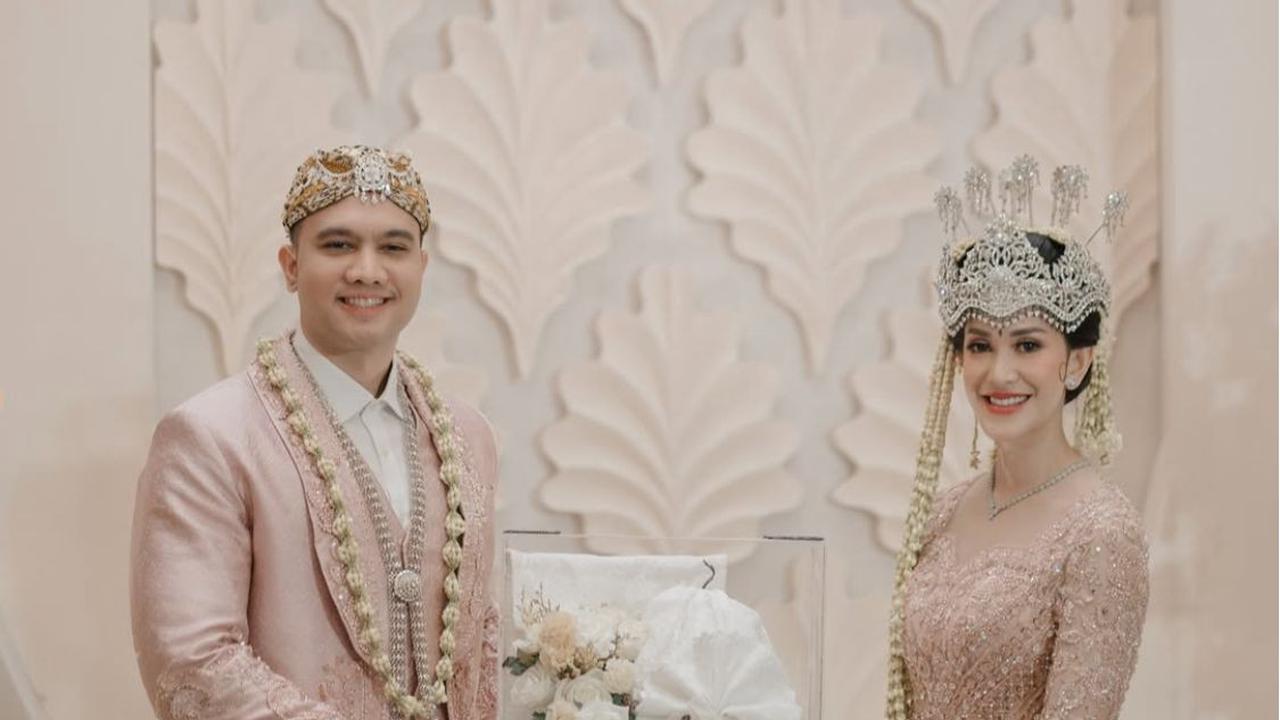 Elma Agustin Resmi Menikah dengan Ihsan Fadlur, Usung Adat Sunda yang Khidmat