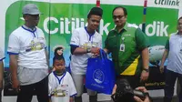 Ratusan Warga Mudik Gratis Pakai Pesawat