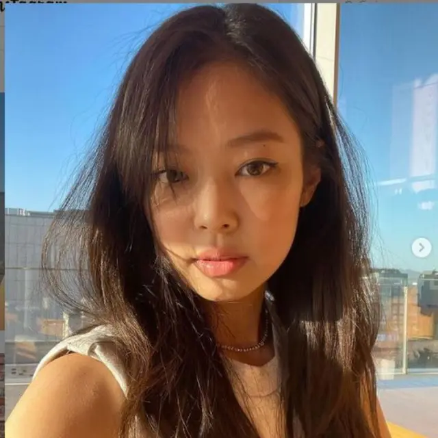Jennie Blackpink Pamer Hasil Riasan Sendiri Tanpa Bantuan MUA