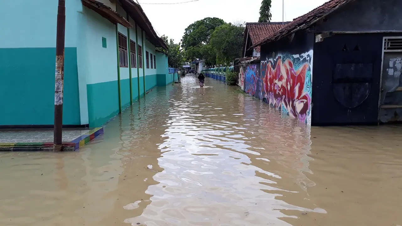 Ilustrasi – Banjir menggenangi Desa Gunungreja Kecamatan Sidareja, cilacap, Desember 2018. (Foto: Liputan6.com/Muhamad Ridlo)