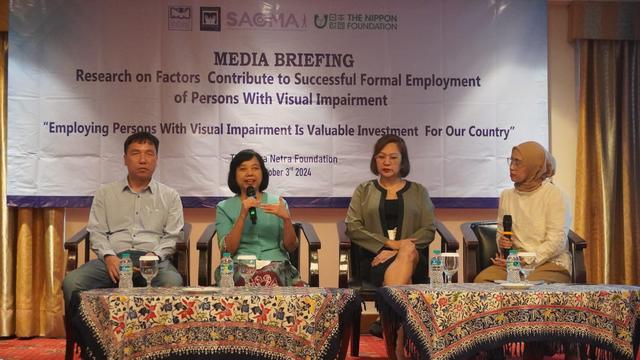 Acara media briefing tentang penelitian Mitra Netra