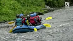 Sebuah objek wisata  arung jeram yang menarik penuh tantangan tersedia di sungai selabung dekat danau Ranau provinsi Sumatera Selatan.